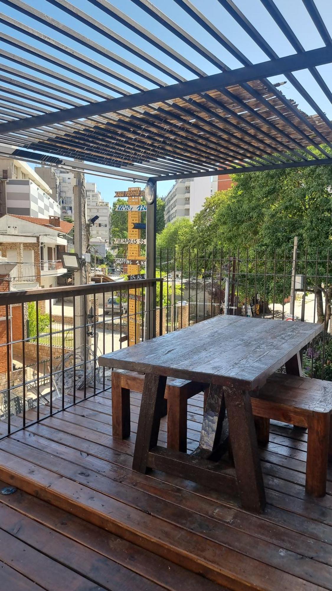 Villa Loft Casa Dos Pisos Con Garage Pocitos Playa 4 Personas Montevideo Exterior foto